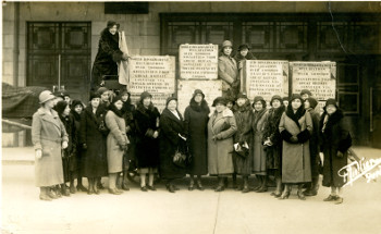 Image of disarmament petition arriving in Geneva