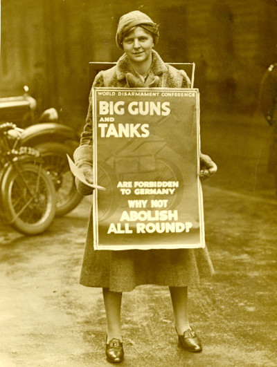 Image of disarmament protestor 